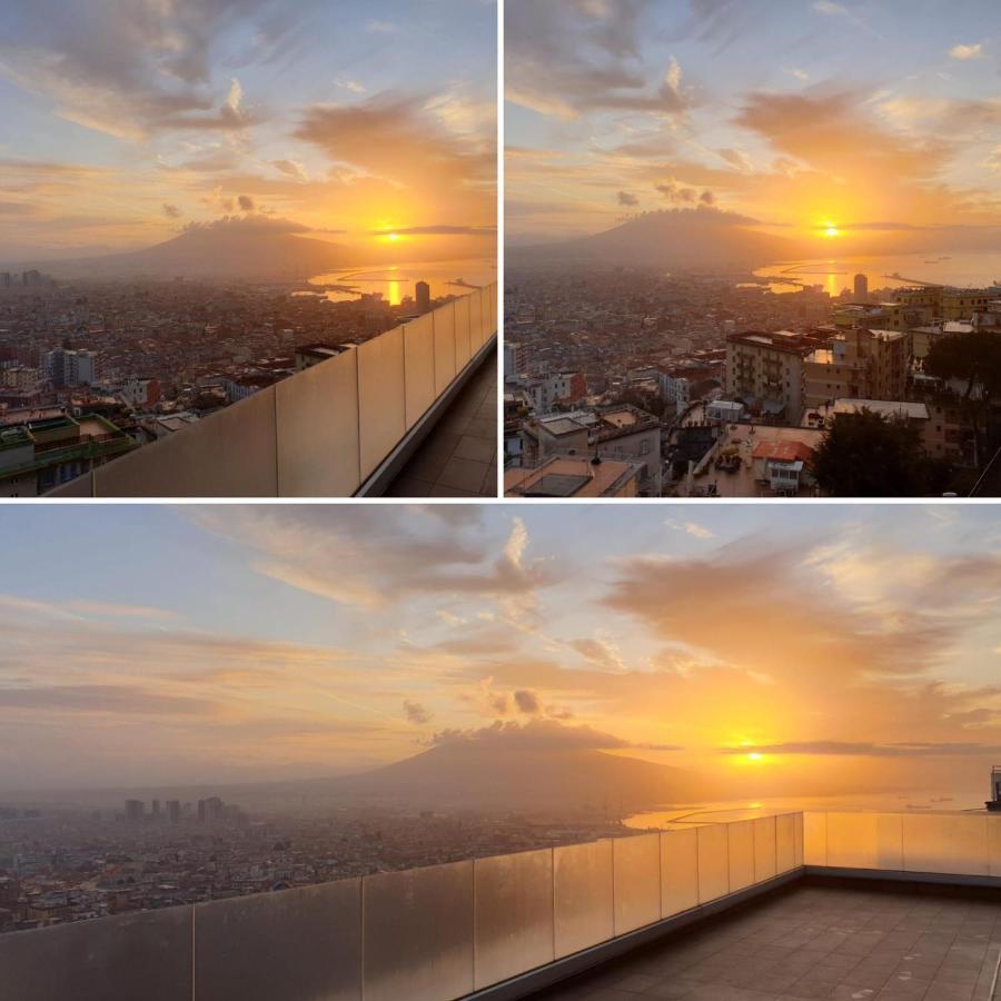 Terrazza Manu - Loft Suspended Over The City-Vomero Наполи Екстериор снимка
