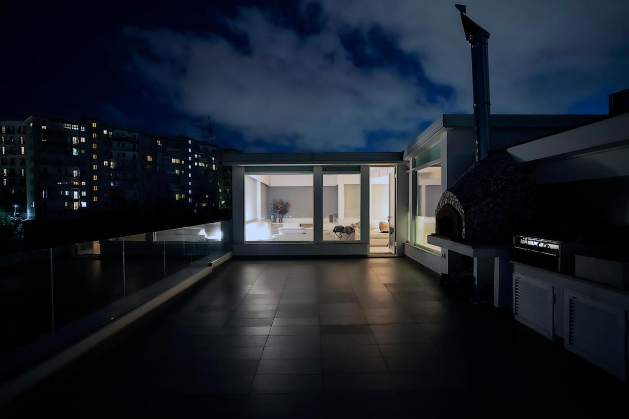 Terrazza Manu - Loft Suspended Over The City-Vomero Наполи Екстериор снимка