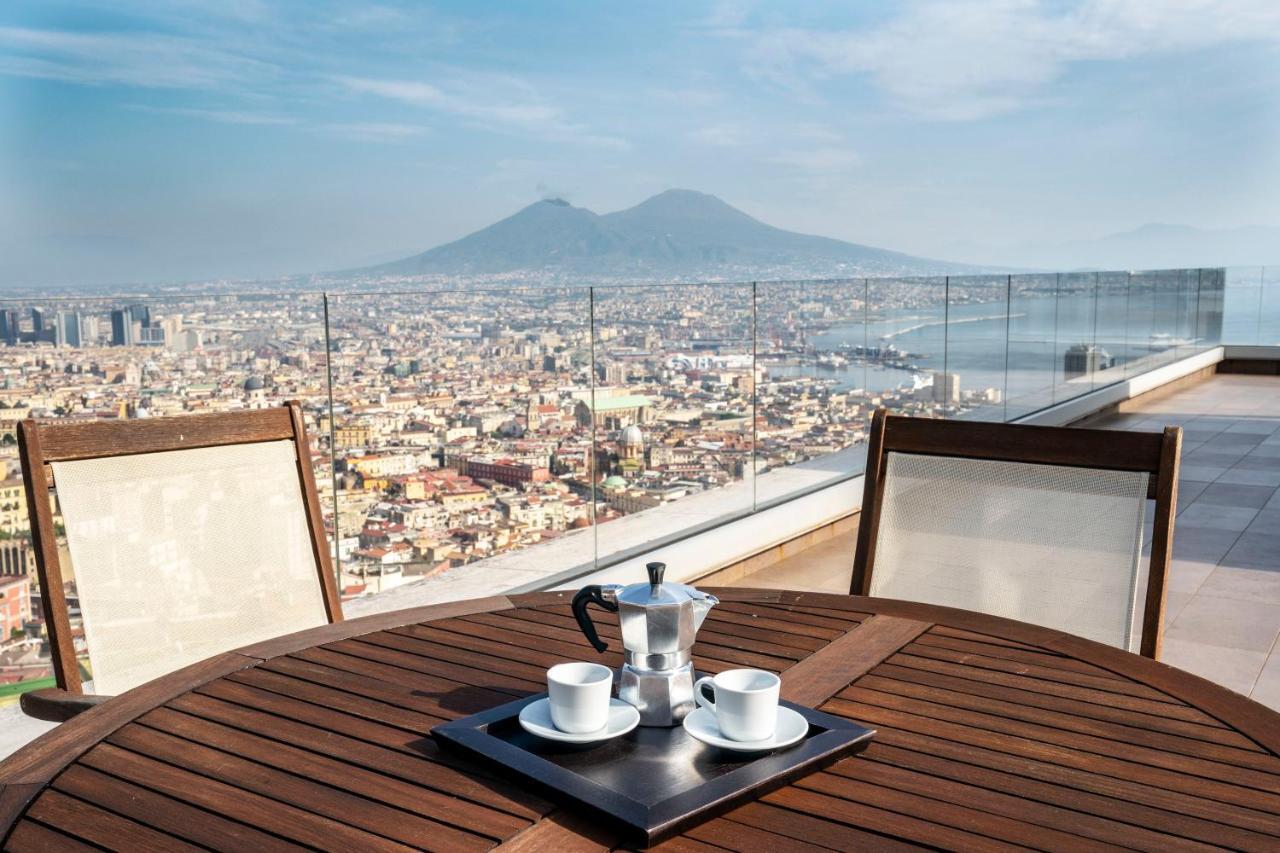 Terrazza Manu - Loft Suspended Over The City-Vomero Наполи Екстериор снимка